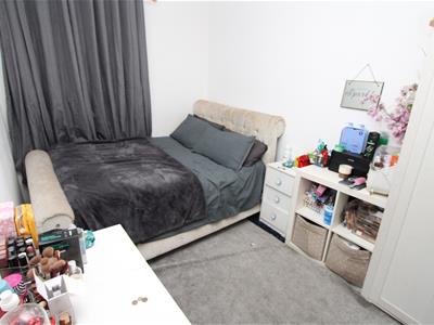 Picture 4
